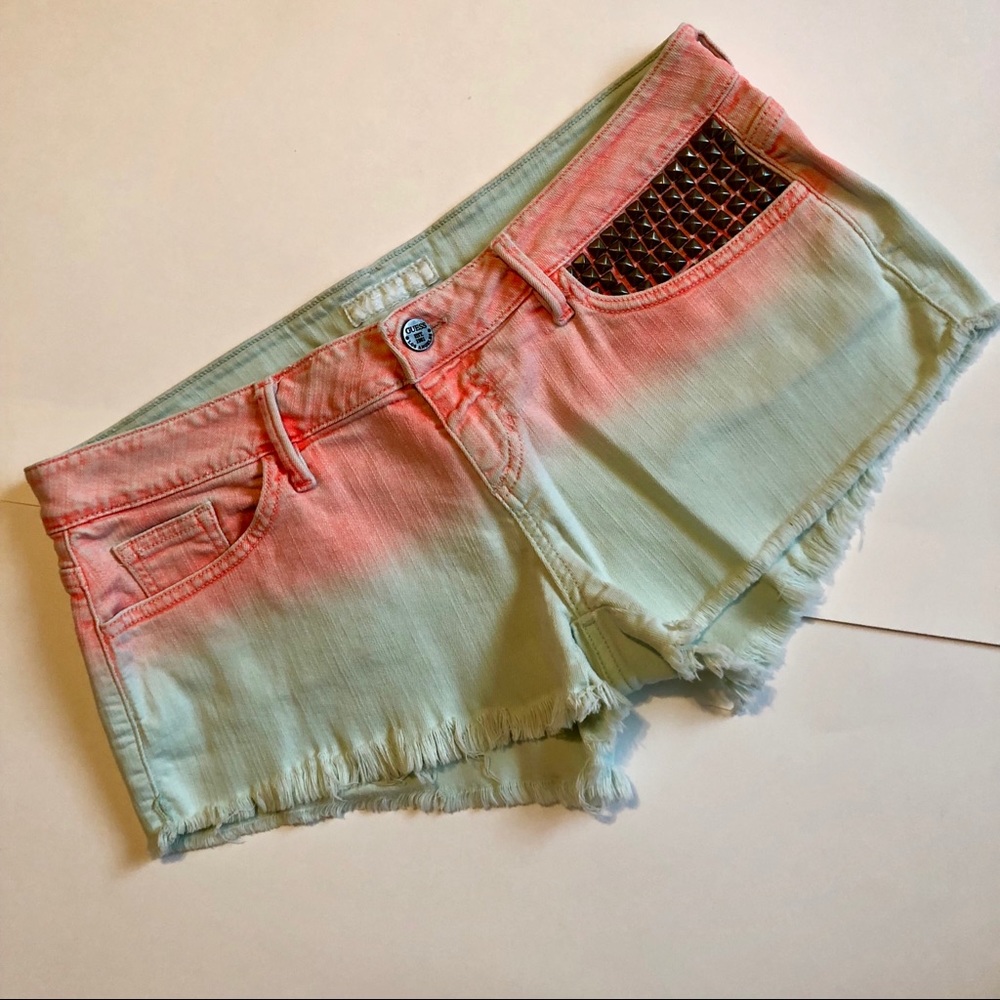 GUESS ombré jean shorts SZ 29